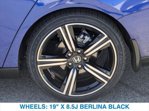 Used 2023 Honda Accord Sport image 11