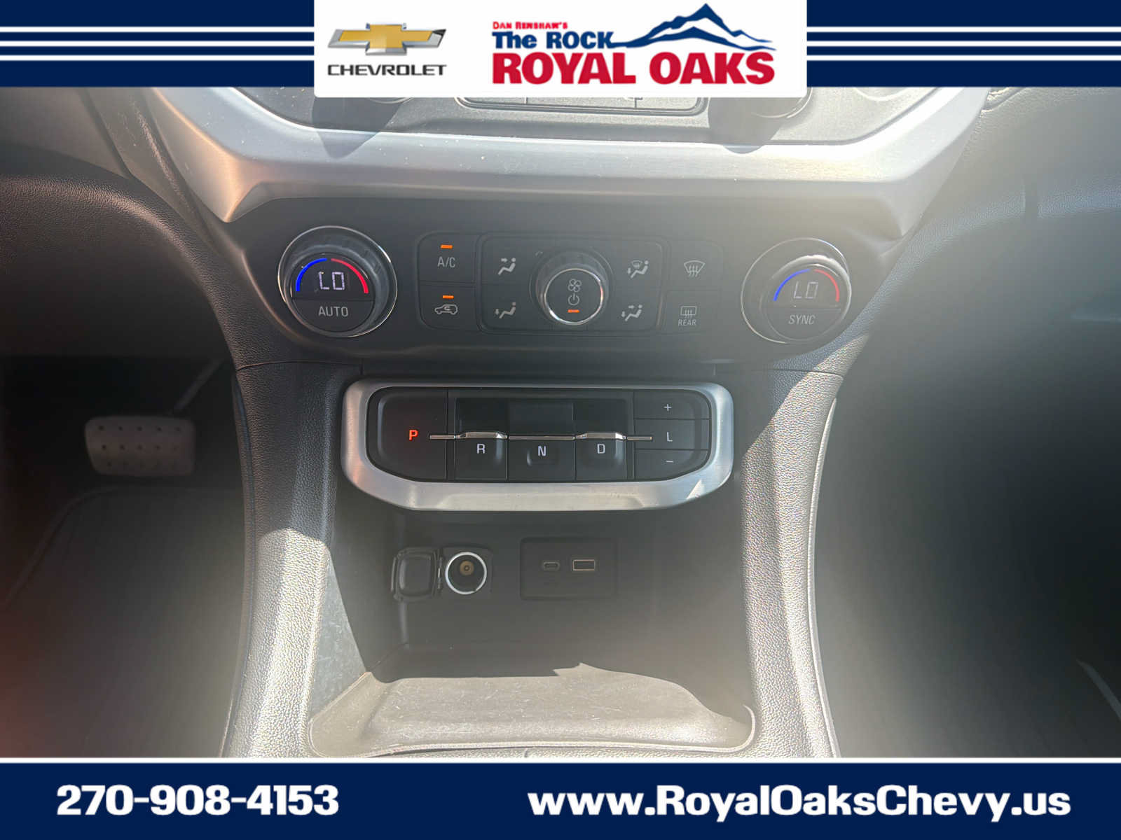 Used 2021 GMC Acadia SLE w/ Driver Convenience Package AWD/4WD image 18