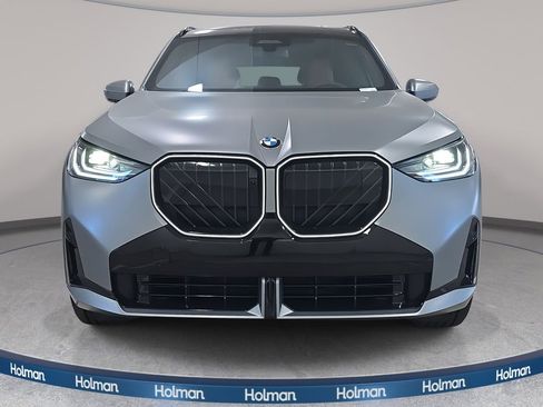 New 2026 BMW X3 xDrive30 w/ Premium Package image 2