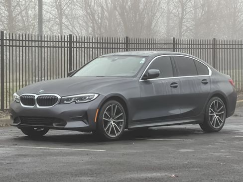 Used 2019 BMW 330i Sedan w/ Convenience Package image 8