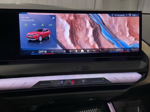 Used 2025 BMW X3 xDrive30i w/ Convenience Package image 17