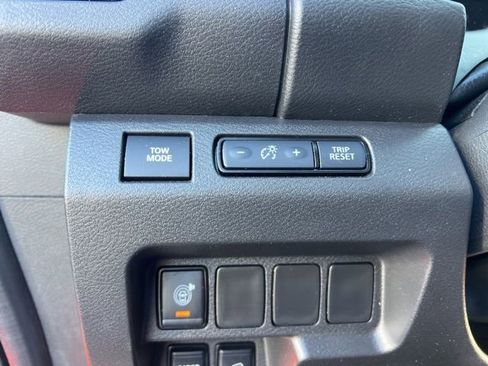 Used 2025 Nissan Frontier PRO-4X w/ Tow Package image 10