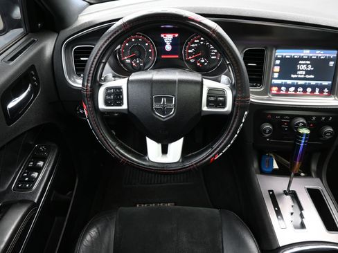 Used 2013 Dodge Charger R/T image 25