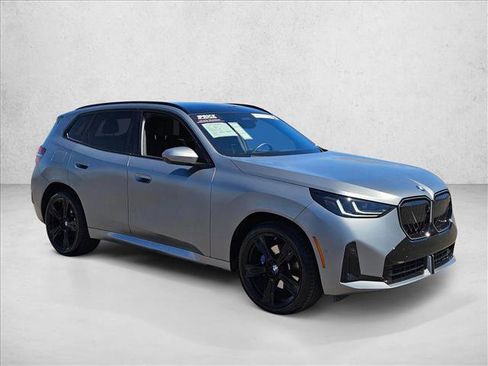 Certified 2025 BMW X3 xDrive30i w/ Premium Package image 3