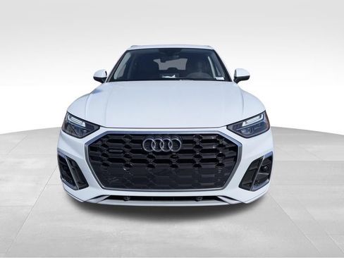 Used 2023 Audi Q5 2.0T Premium w/ Convenience Package image 1