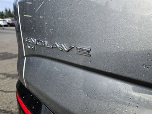 Used 2024 Buick Enclave Premium image 10