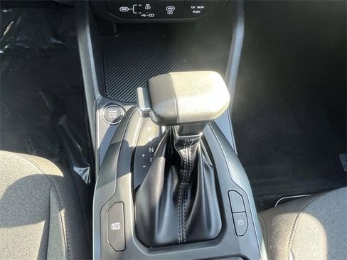 Used 2025 Kia K4 LXS image 25