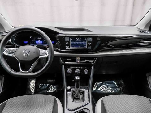 Used 2023 Volkswagen Taos S image 13
