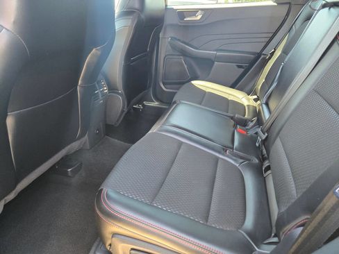 Used 2025 Ford Escape ST-Line AWD/4WD image 15