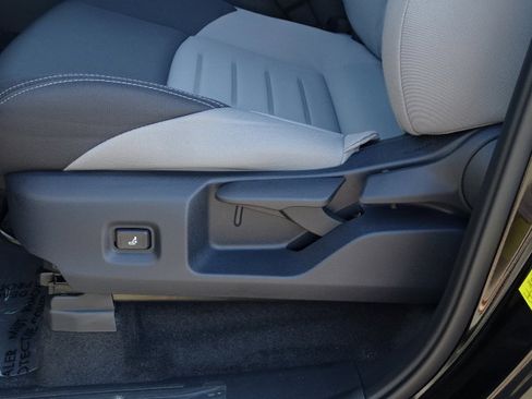 New 2025 Toyota Tacoma TRD Off-Road image 10