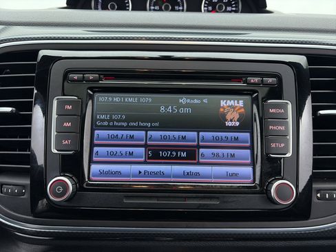 Used 2014 Volkswagen Beetle GSR image 18