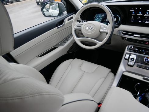 Used 2023 Hyundai Palisade Calligraphy AWD/4WD image 9