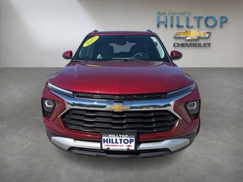 Used 2025 Chevrolet TrailBlazer LT AWD/4WD image 15