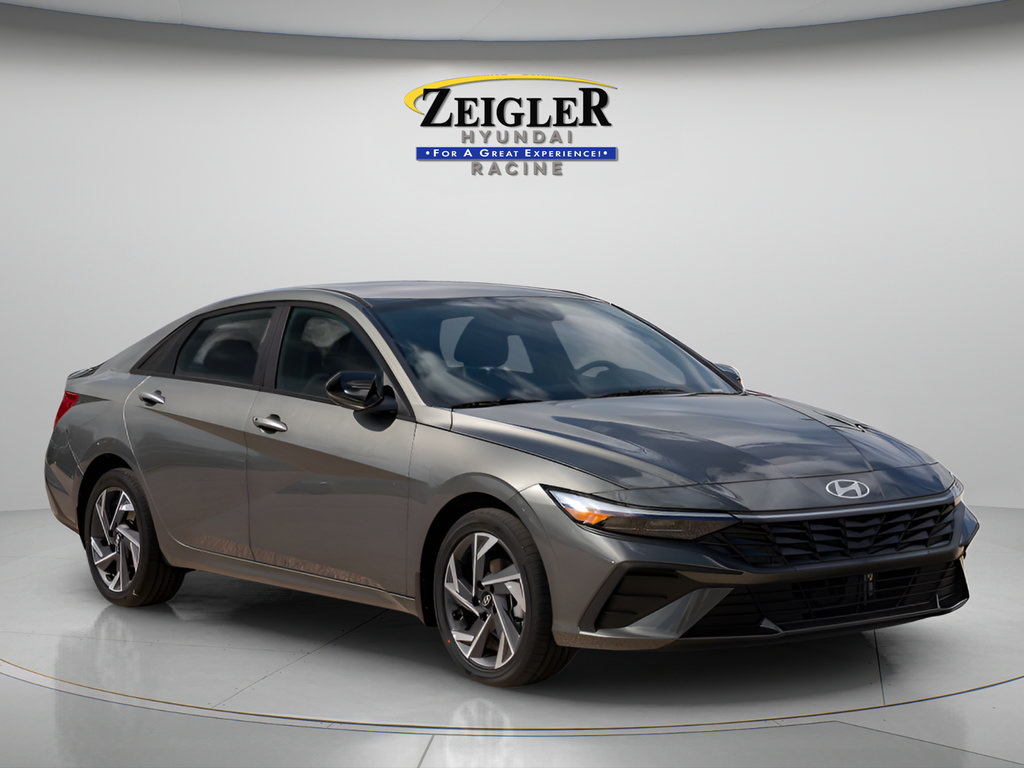 New 2025 Hyundai Elantra SEL FWD image 1