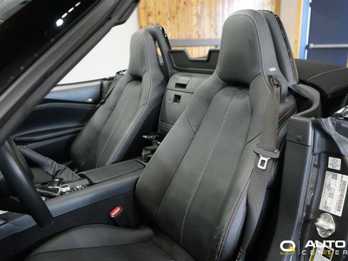 Used 2021 MAZDA MX-5 Miata Grand Touring image 14