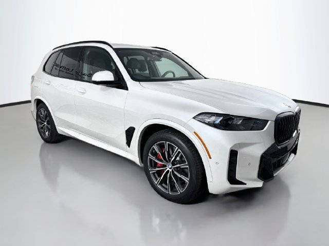 New 2026 BMW X5 xDrive50e w/ M Sport Package AWD/4WD image 1