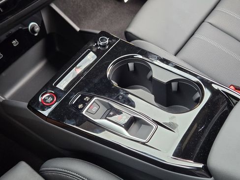 New 2027 Audi SQ6 e-tron Prestige AWD/4WD image 24