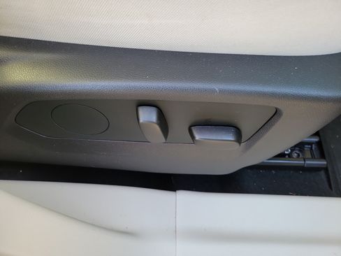 Used 2023 Buick Envision Avenir FWD image 8