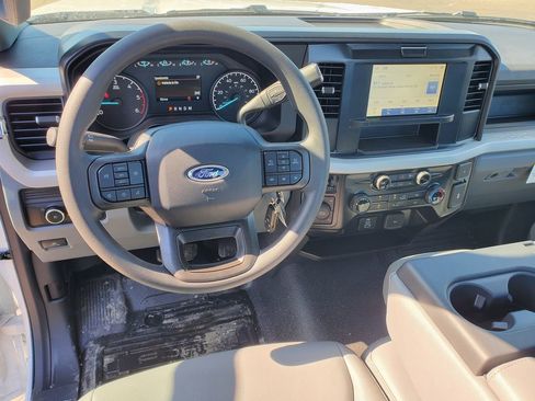 New 2026 Ford F550 4x4 Regular Cab Super Duty w/ XL Chrome Package image 22