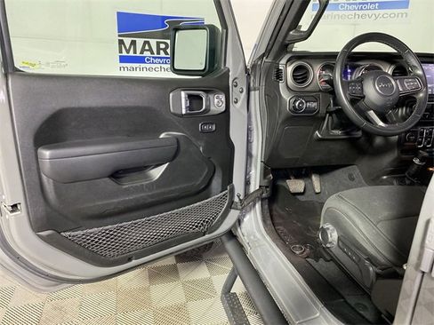 Used 2022 Jeep Wrangler Unlimited Sport w/ Xtreme Recon 35" Tire Package image 28