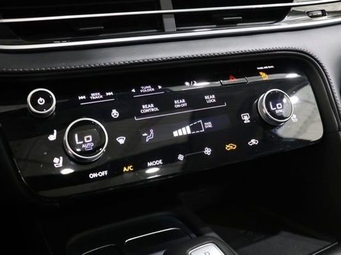 Used 2025 INFINITI QX60 Luxe w/ Vision Package AWD/4WD image 26