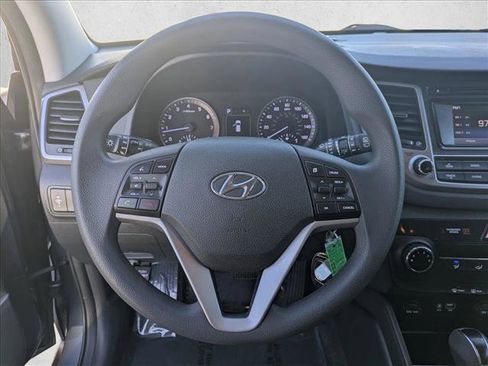 Used 2017 Hyundai Tucson SE image 13