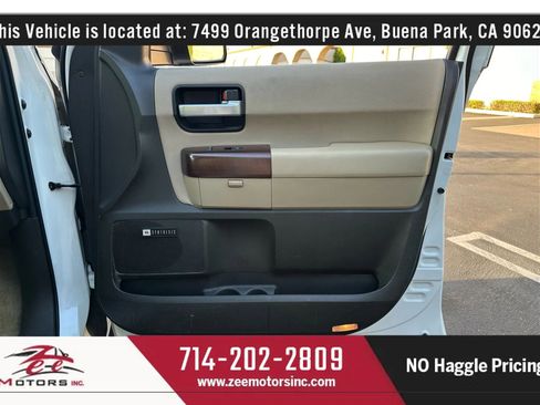 Used 2011 Toyota Sequoia Platinum image 65