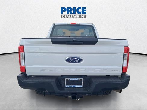 Used 2019 Ford F250 XL w/ Power Equipment Group AWD/4WD image 7