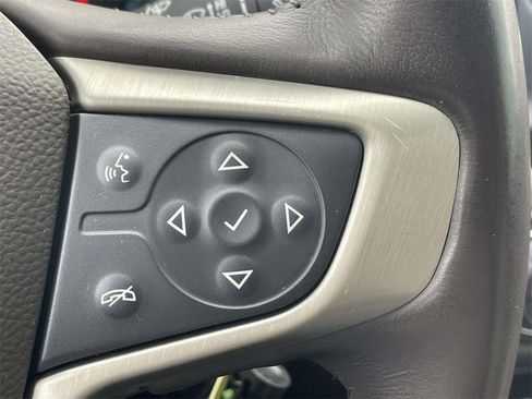 Used 2022 GMC Canyon Denali image 25