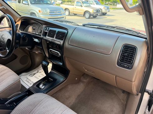 Used 1998 Toyota 4Runner SR5 RWD image 19