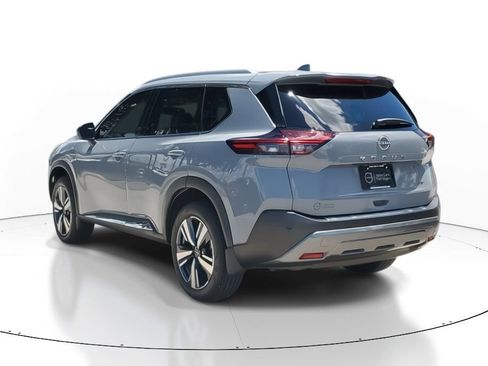 Used 2022 Nissan Rogue SL image 6