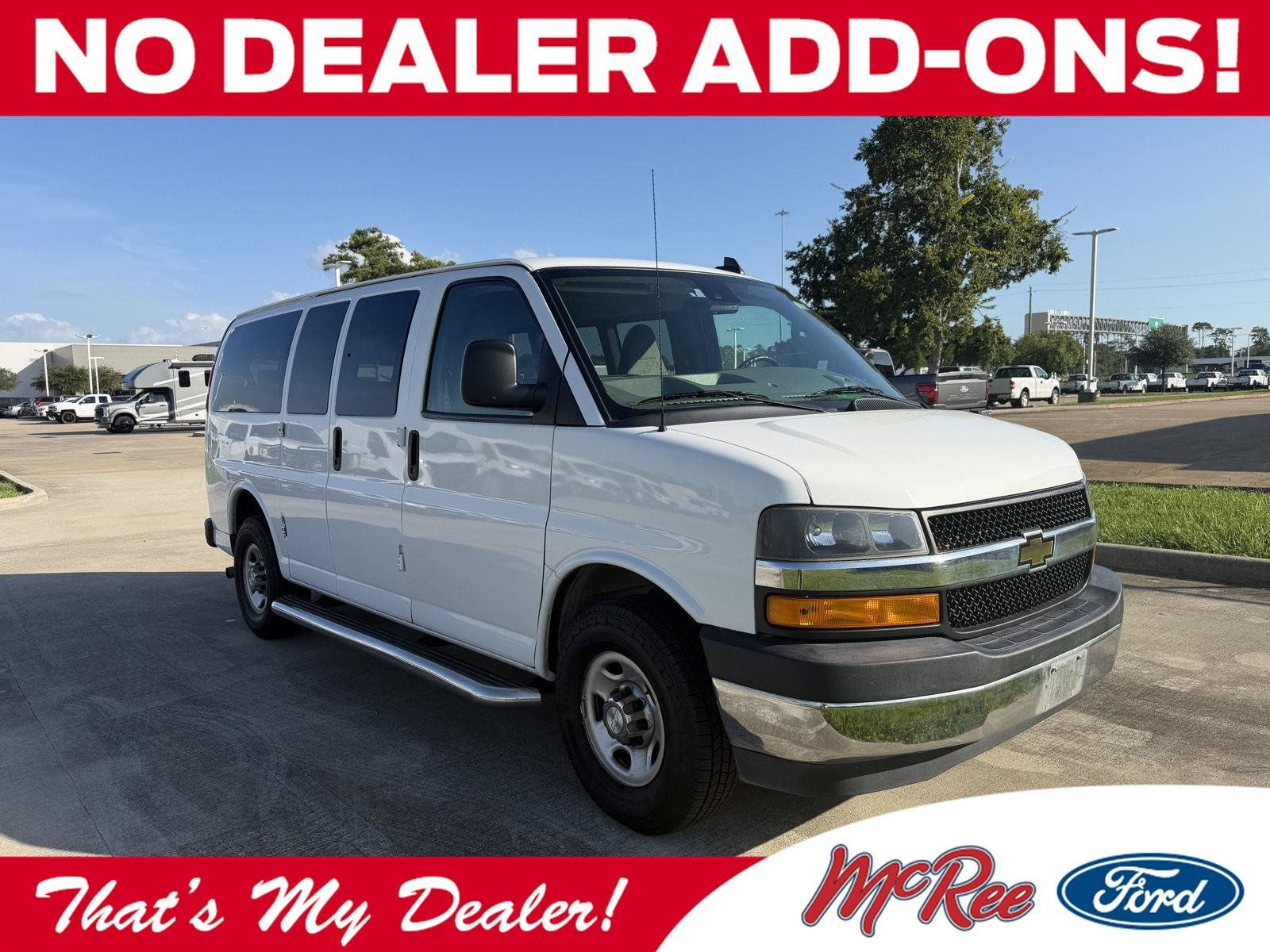 Used 2021 Chevrolet Express 2500 LT w/ LT Preferred Equipment Group RWD image 1