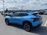 Used 2025 Chevrolet Trax RS image 3