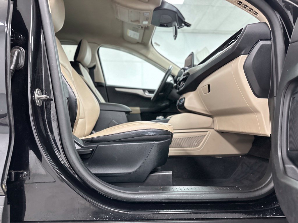 Used 2020 Ford Escape SEL FWD image 23