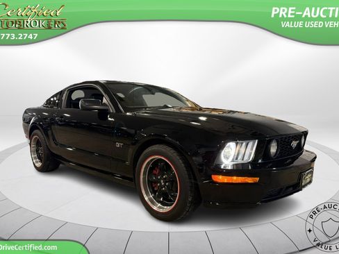 Used 2007 Ford Mustang GT Premium image 3