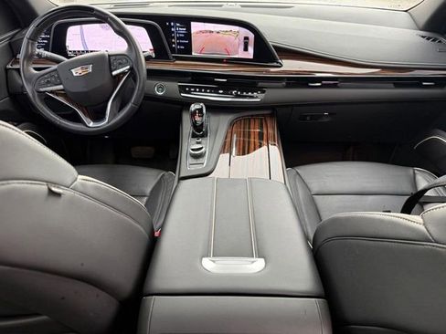 Used 2023 Cadillac Escalade Premium Luxury w/ LPO, Floor Liner Package AWD/4WD image 17