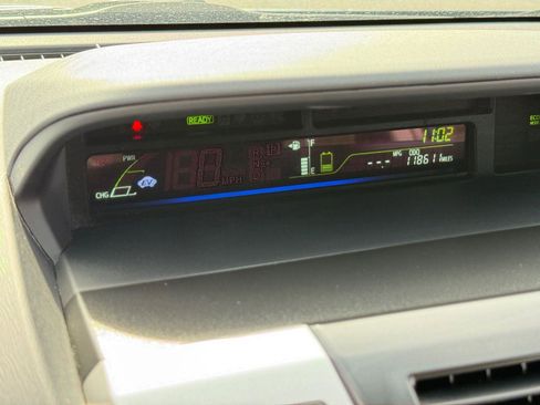 Used 2013 Toyota Prius V Two image 17