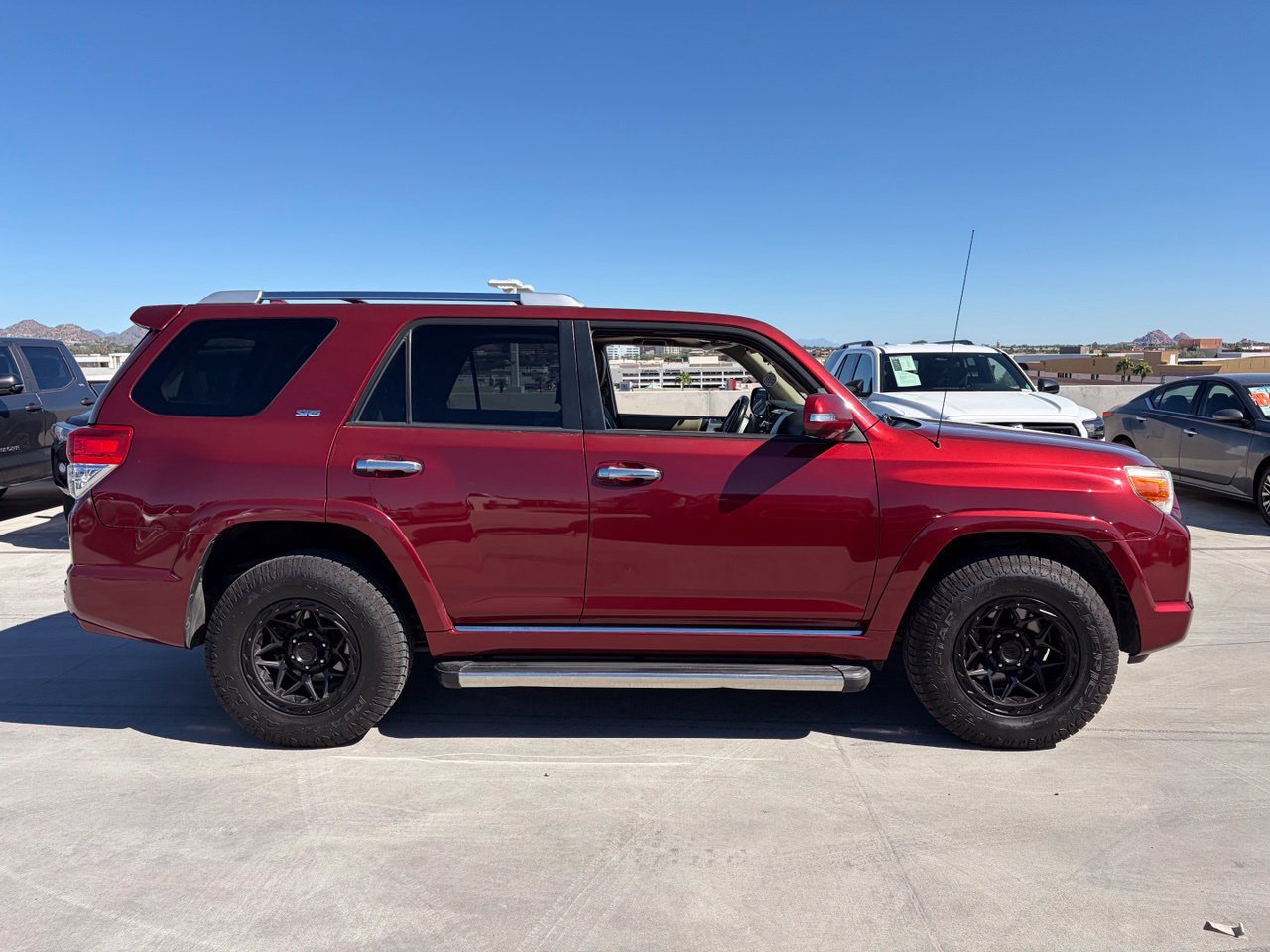 Used 2012 Toyota 4Runner SR5 w/ Convenience Pkg AWD/4WD image 3