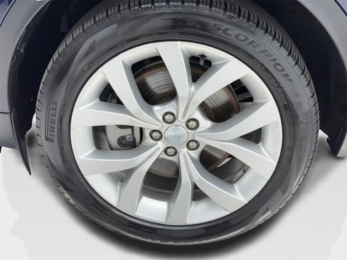 Used 2023 Land Rover Discovery Sport SE image 56