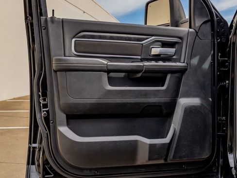 Used 2024 RAM 3500 Big Horn w/ Night Edition image 34