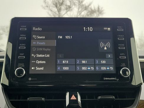 Used 2021 Toyota Corolla LE image 25