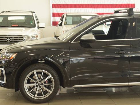 Used 2022 Audi SQ5 Premium Plus w/ Premium Plus Package AWD/4WD image 20
