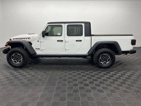Used 2021 Jeep Gladiator Mojave AWD/4WD image 2