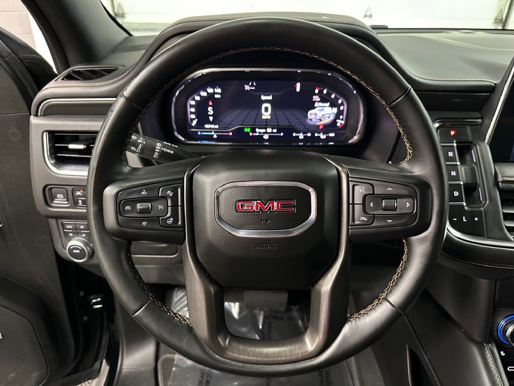 Used 2023 GMC Yukon XL AT4 w/ AT4 Premium Package AWD/4WD image 13