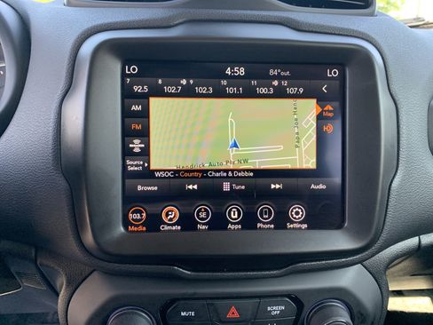 Certified 2023 Jeep Renegade Latitude AWD/4WD image 23