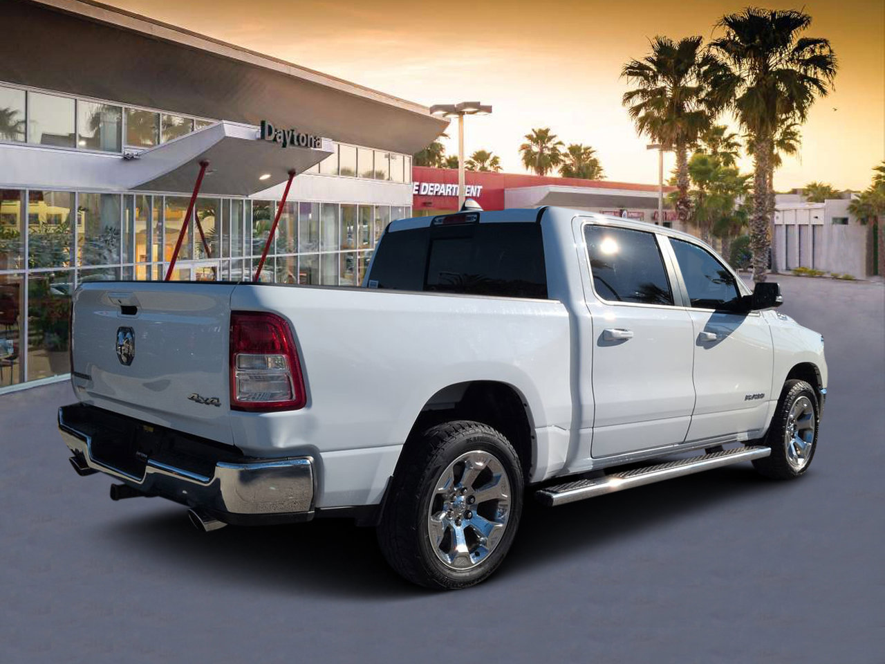 Used 2022 RAM 1500 Big Horn AWD/4WD image 3