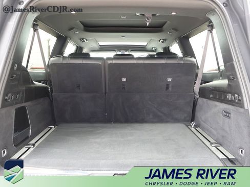 Used 2024 Jeep Grand Wagoneer L 4WD image 16