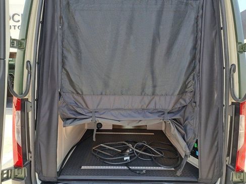 Used 2023 Mercedes-Benz Sprinter 2500 image 29