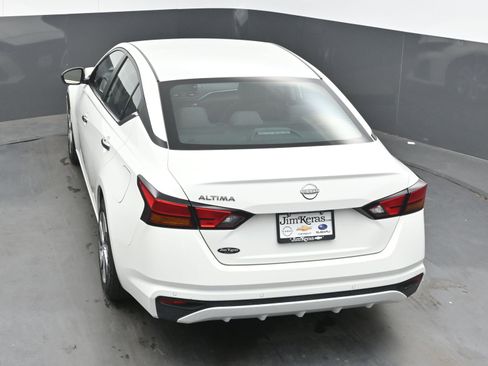 Used 2024 Nissan Altima 2.5 S image 33