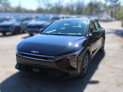 New 2026 Kia K4 FWD image 15